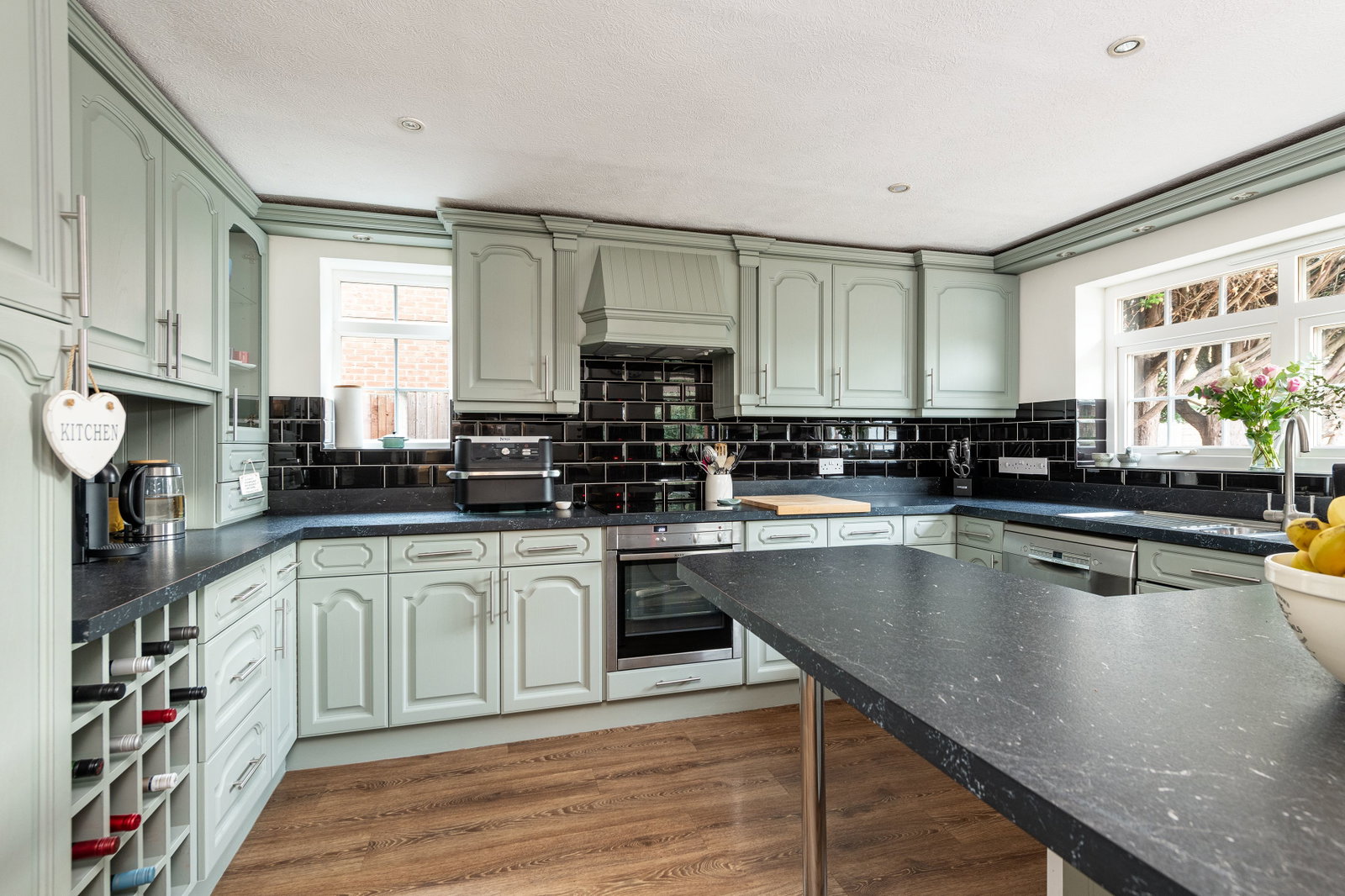 Detached House in Ashford