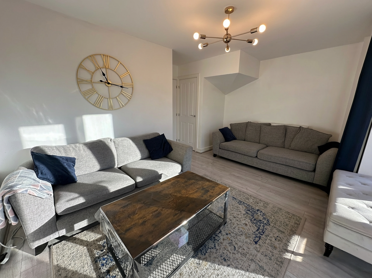 Semi Detached House in Tipton