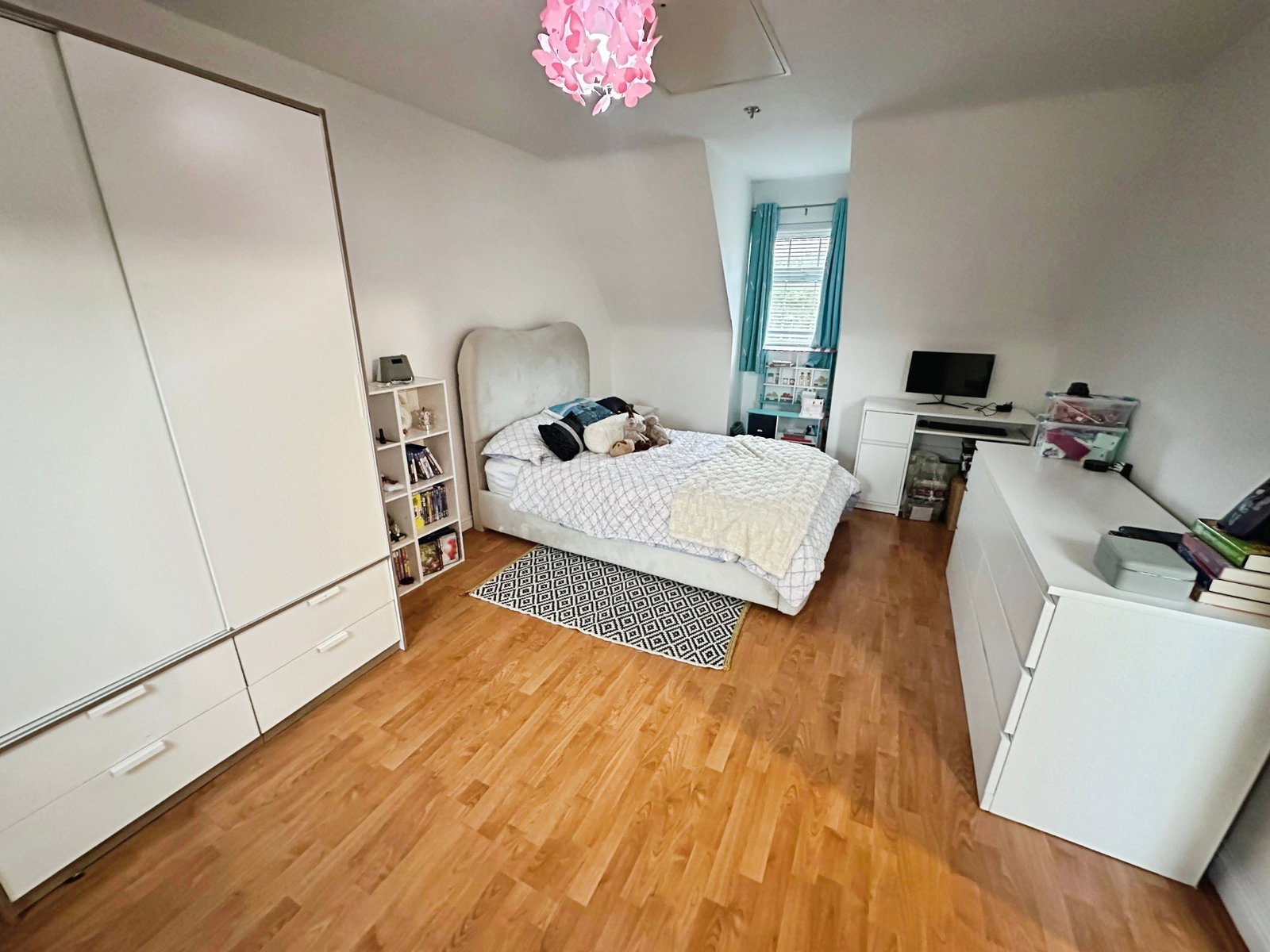 Detached House for sale in Leicester, Navigation Drive, Glen Parva, Leicester, LE2 9TB