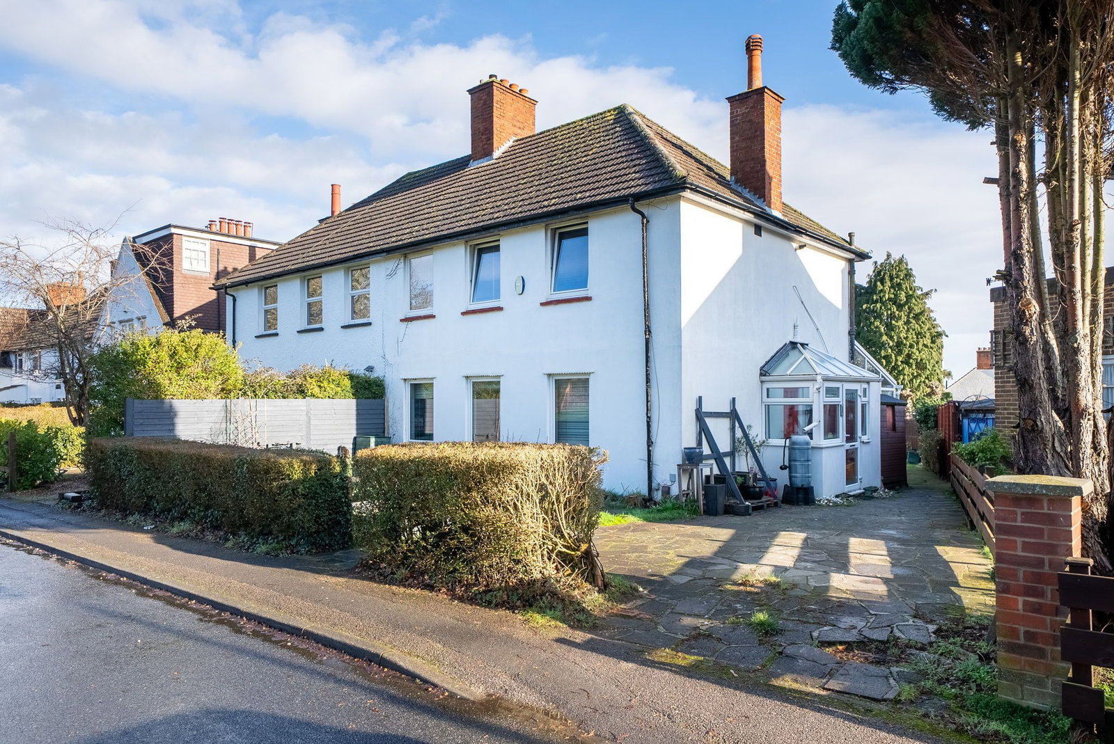 Semi Detached House in Epsom