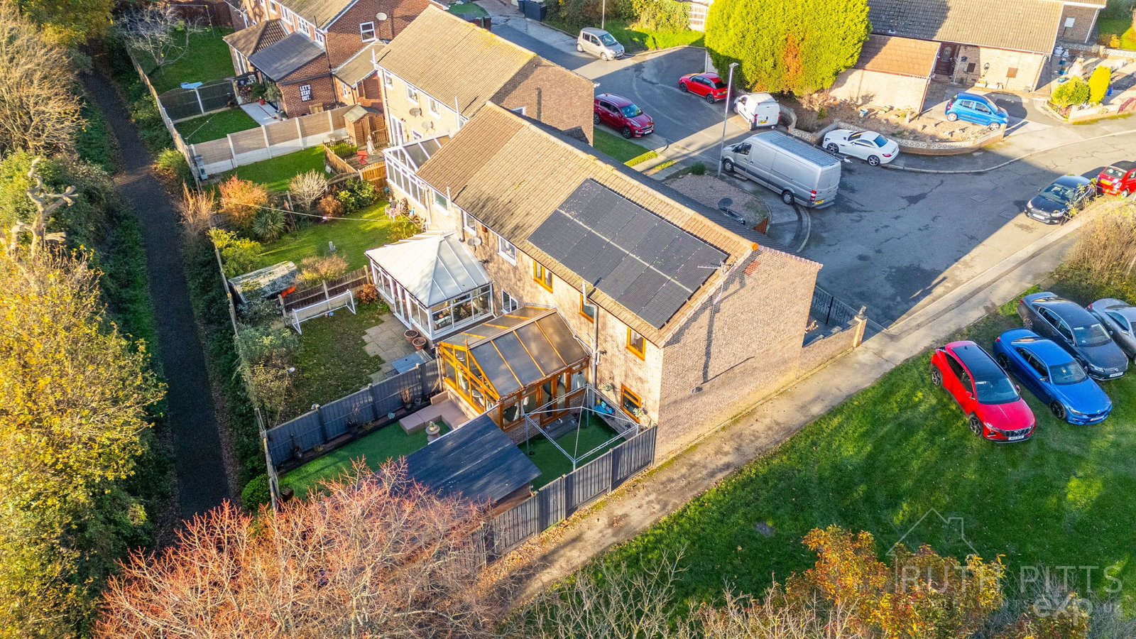 Semi Detached House in Barnsley