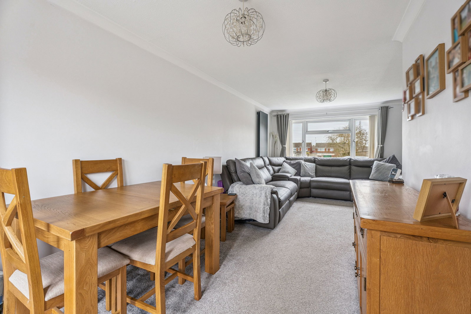Semi Detached House in Dunstable