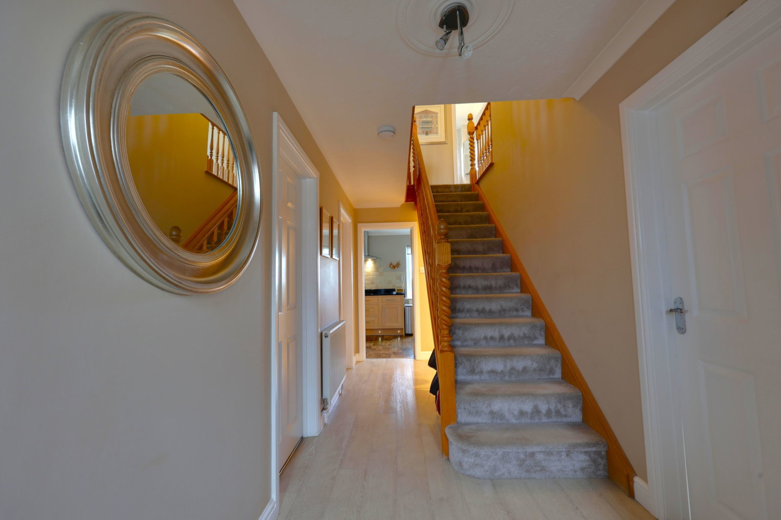 Detached House in Bath