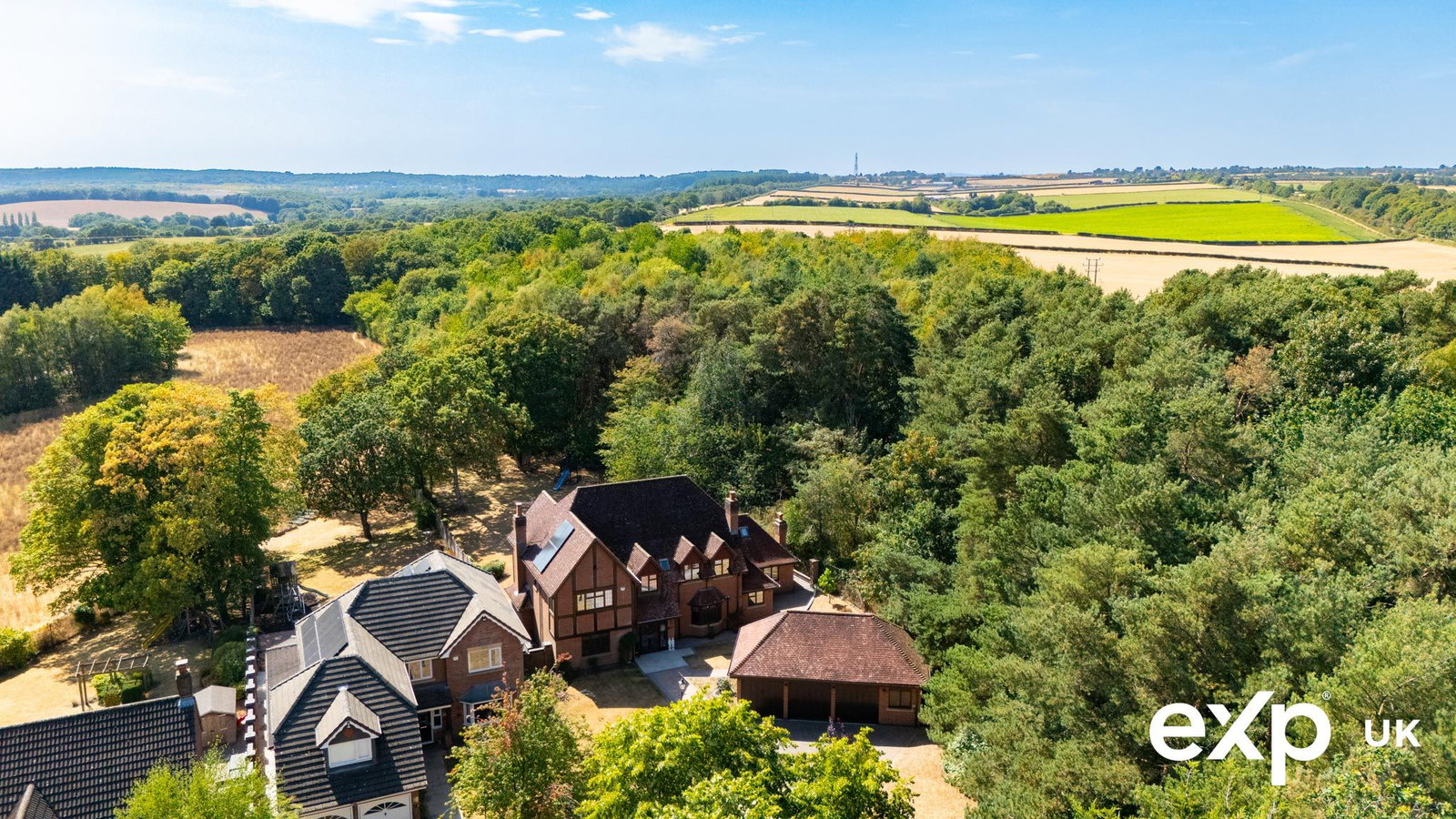Detached House in Nottingham 3