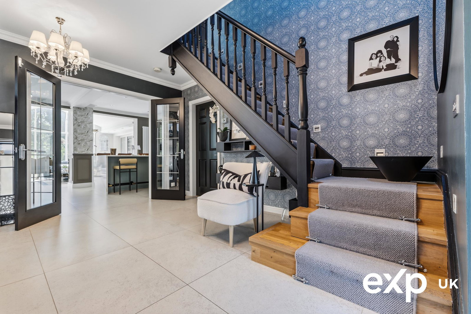 Detached House in Nottingham 5