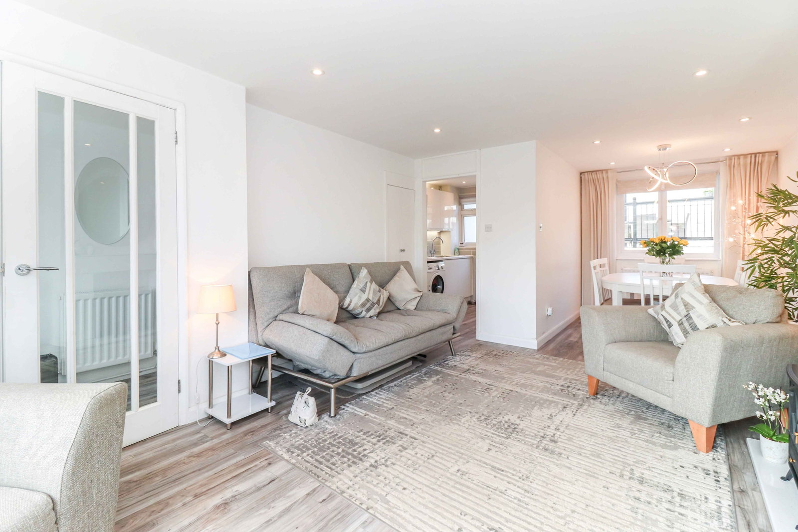 Terraced House for sale in Chesham, Lynton Road, Chesham, Buckinghamshire, HP5 2BS