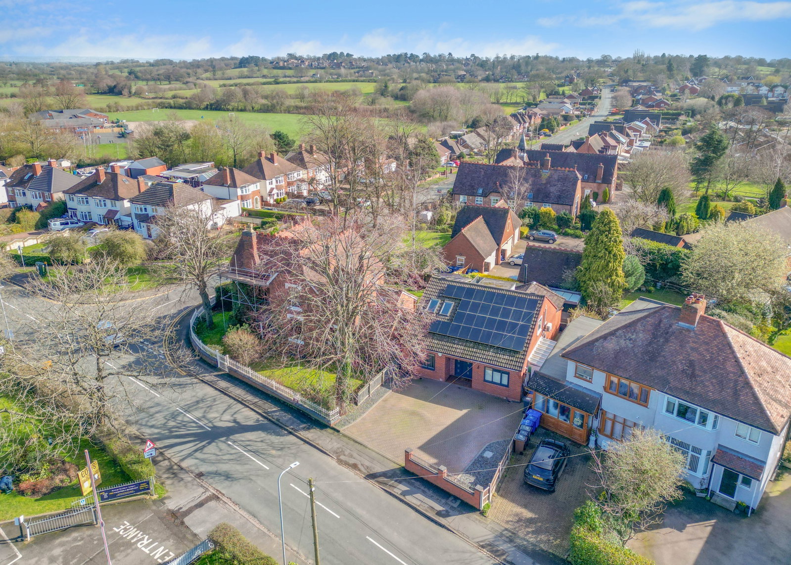 Detached House in Burntwood