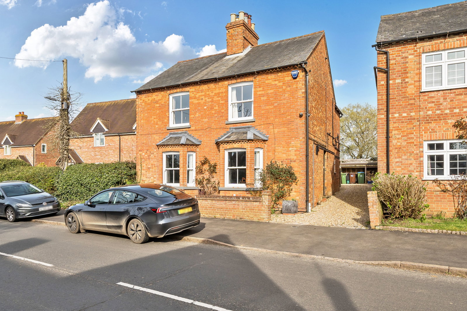 Detached House in Leighton Buzzard