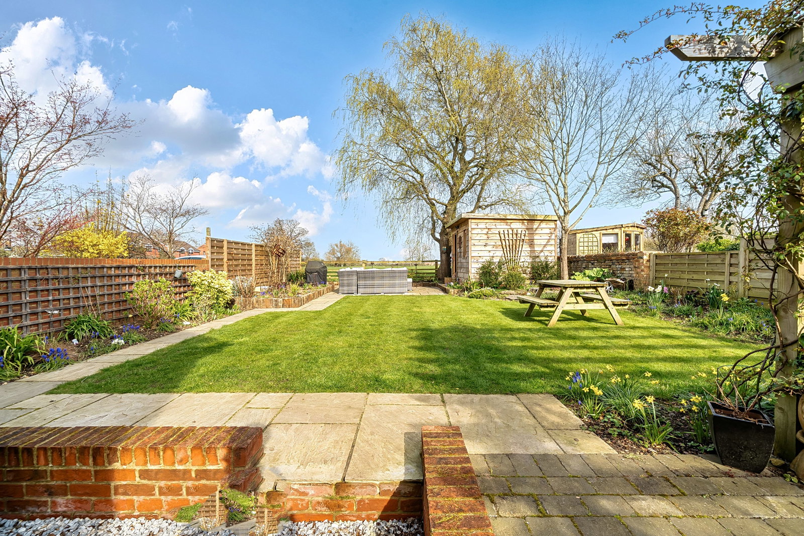 Detached House in Leighton Buzzard