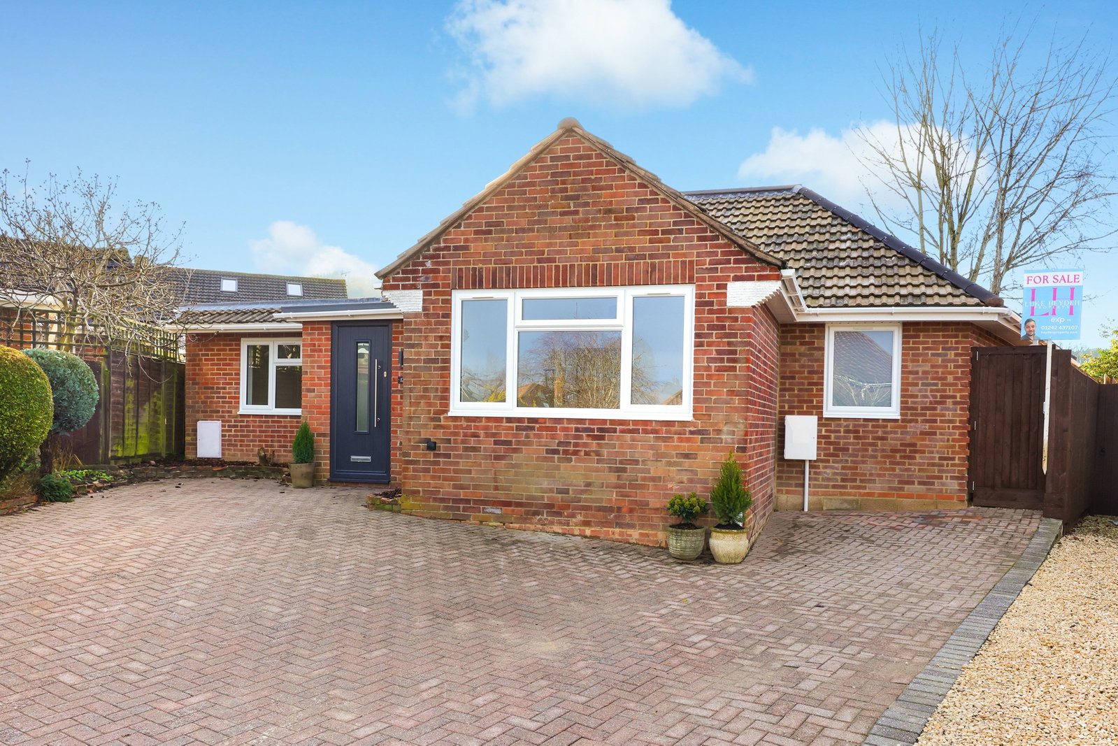 Bungalow in Cheltenham