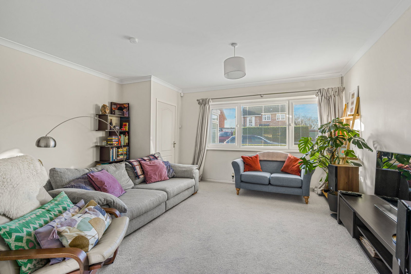 Semi Detached House in Cheltenham
