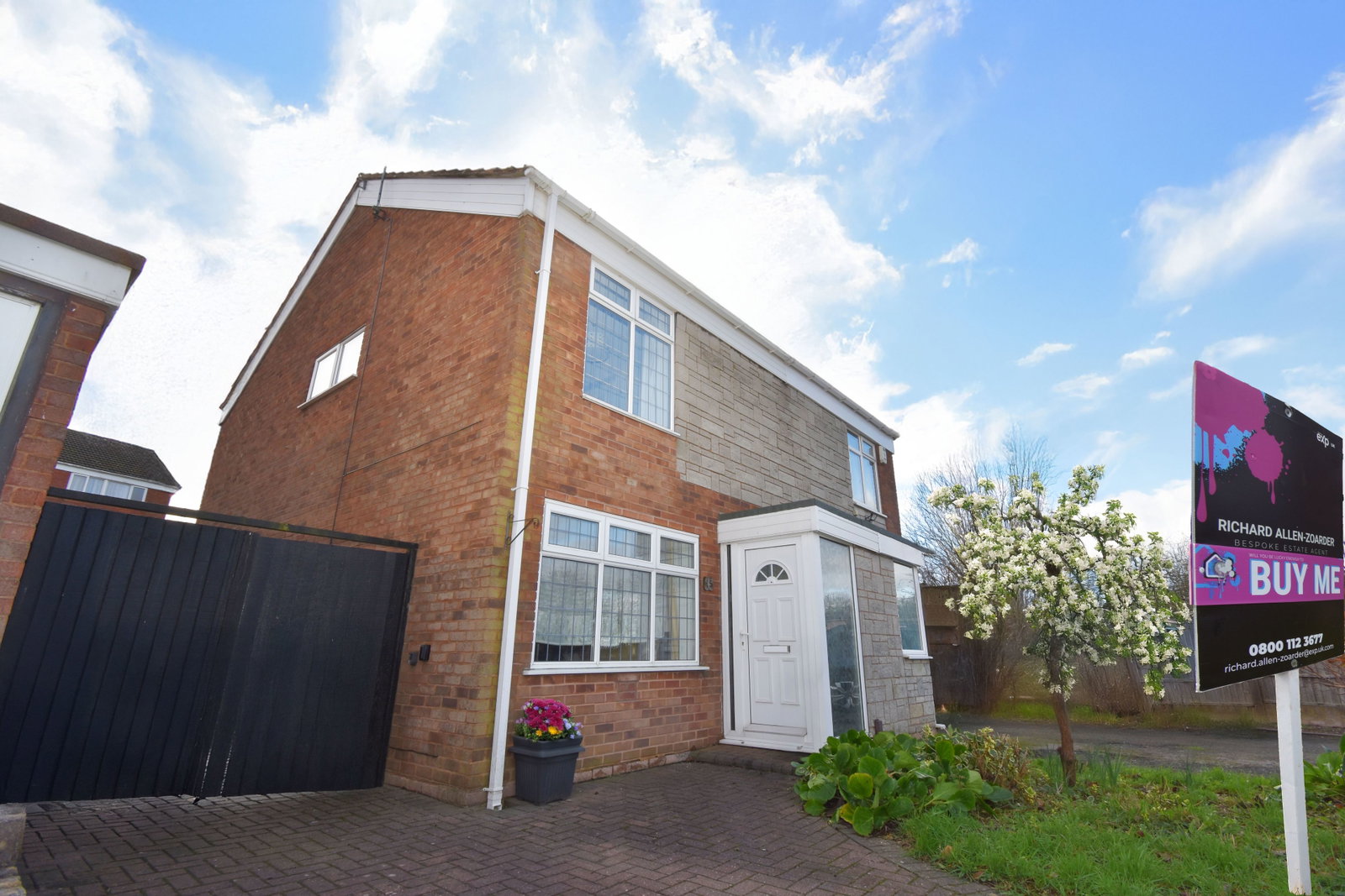 Semi Detached House in Oldbury