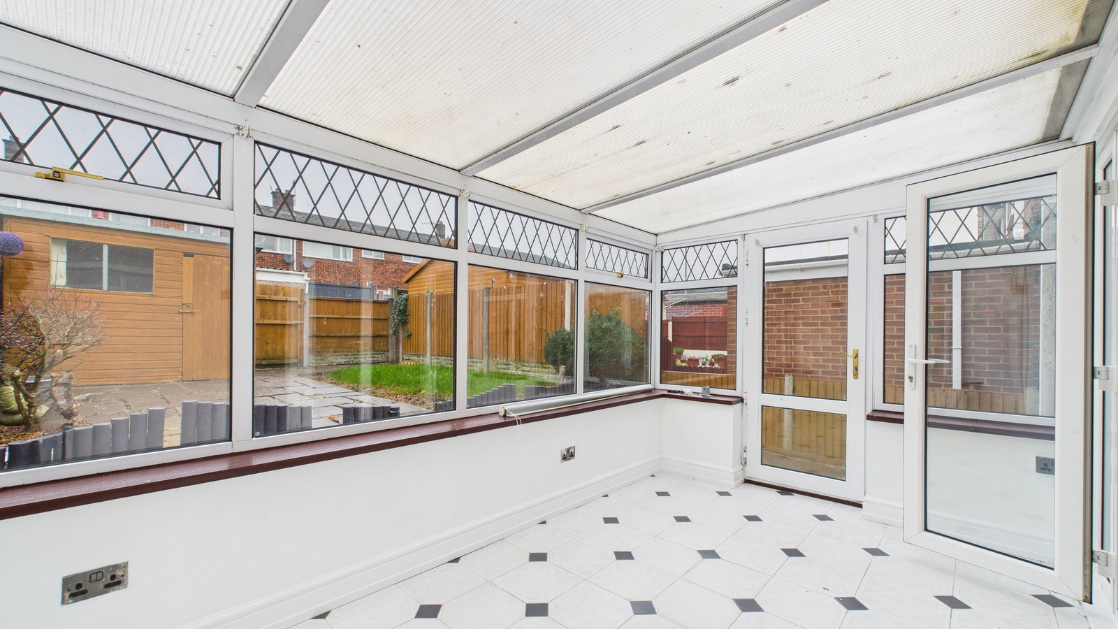 Semi Detached House in Stoke-on-trent
