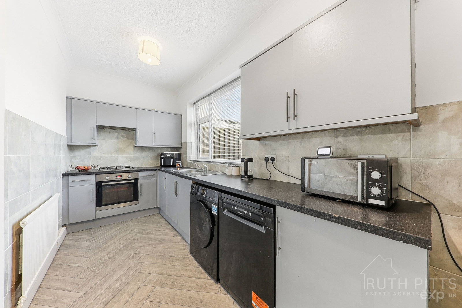 Semi Detached House in Pontefract