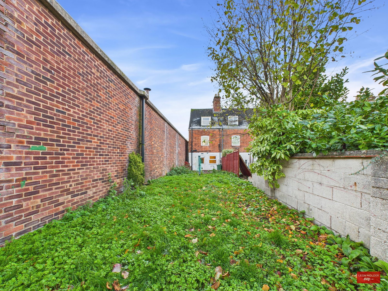 End Of Terrace House in Gloucester