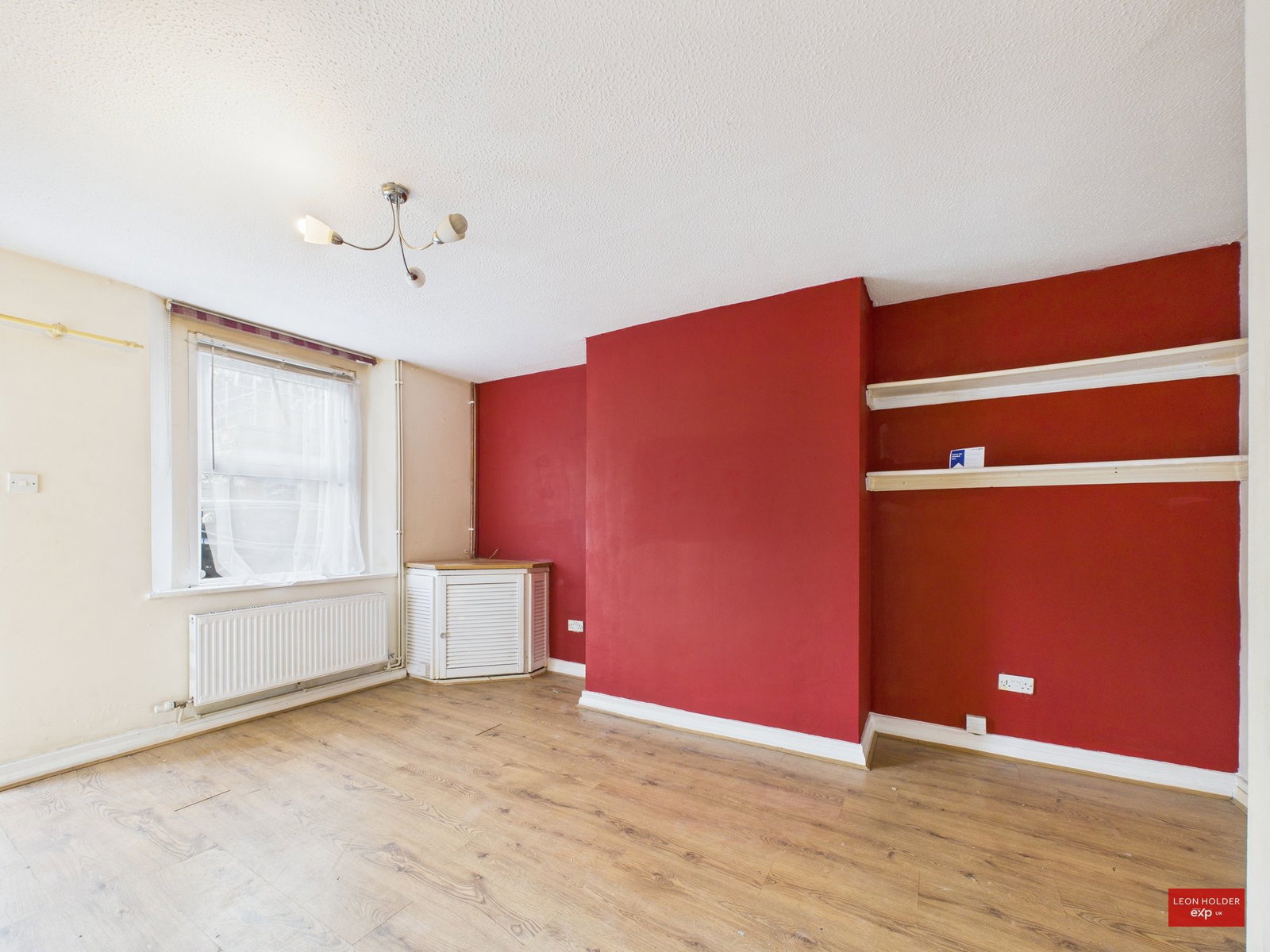 End Of Terrace House in Gloucester