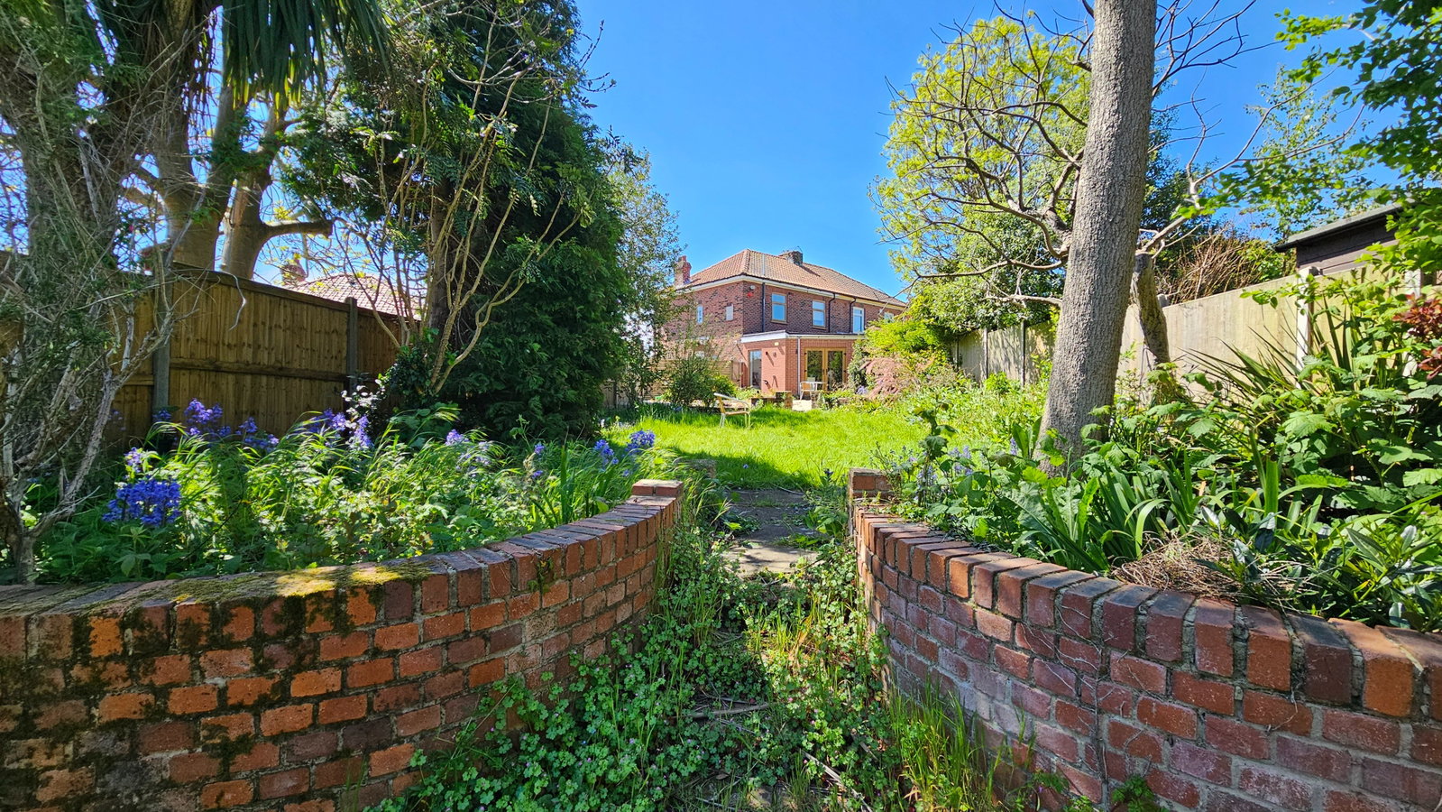 Semi Detached House in Deal