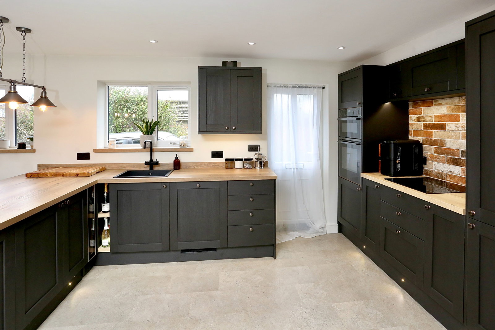 Bungalow in Crickhowell