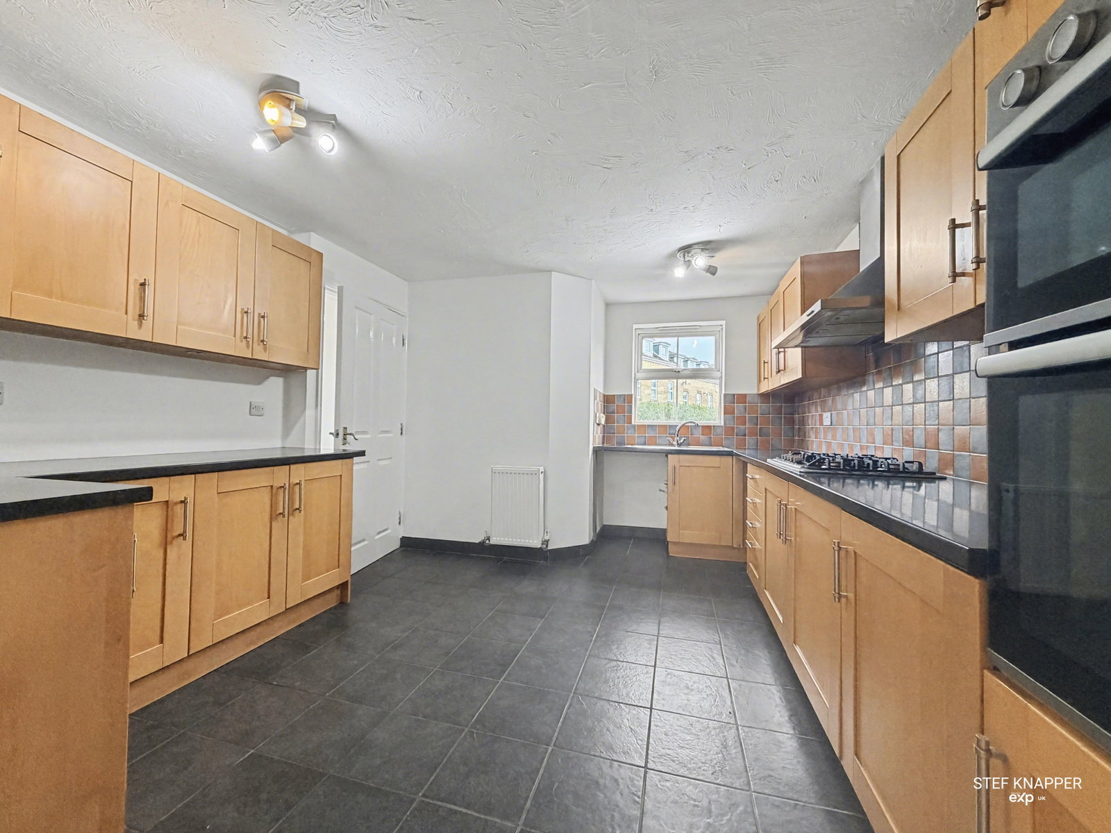Semi Detached House in Stoke-on-trent