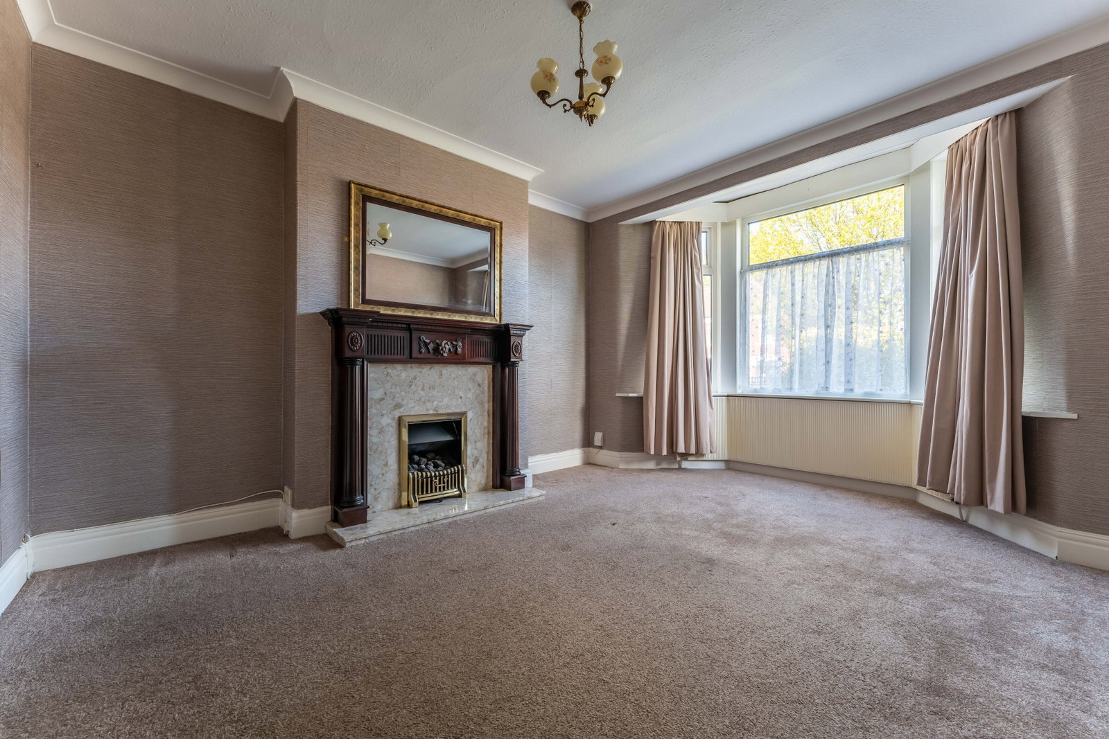Semi Detached House in York