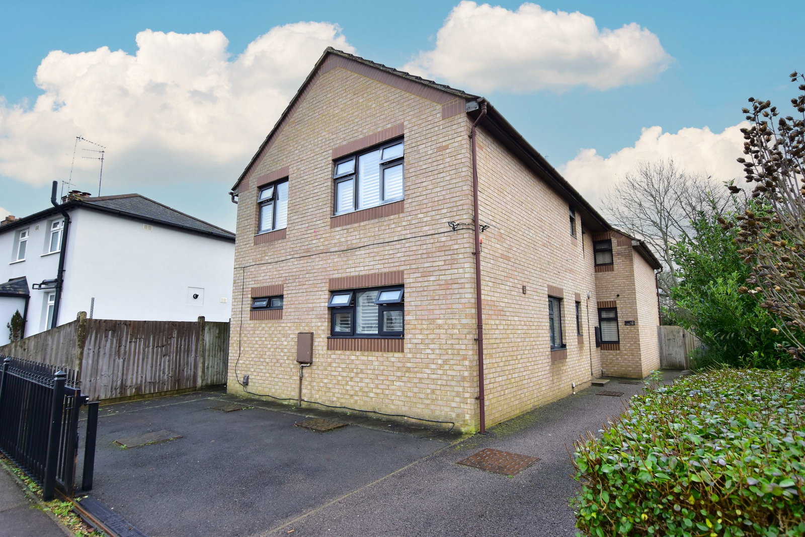 Detached House in Watford