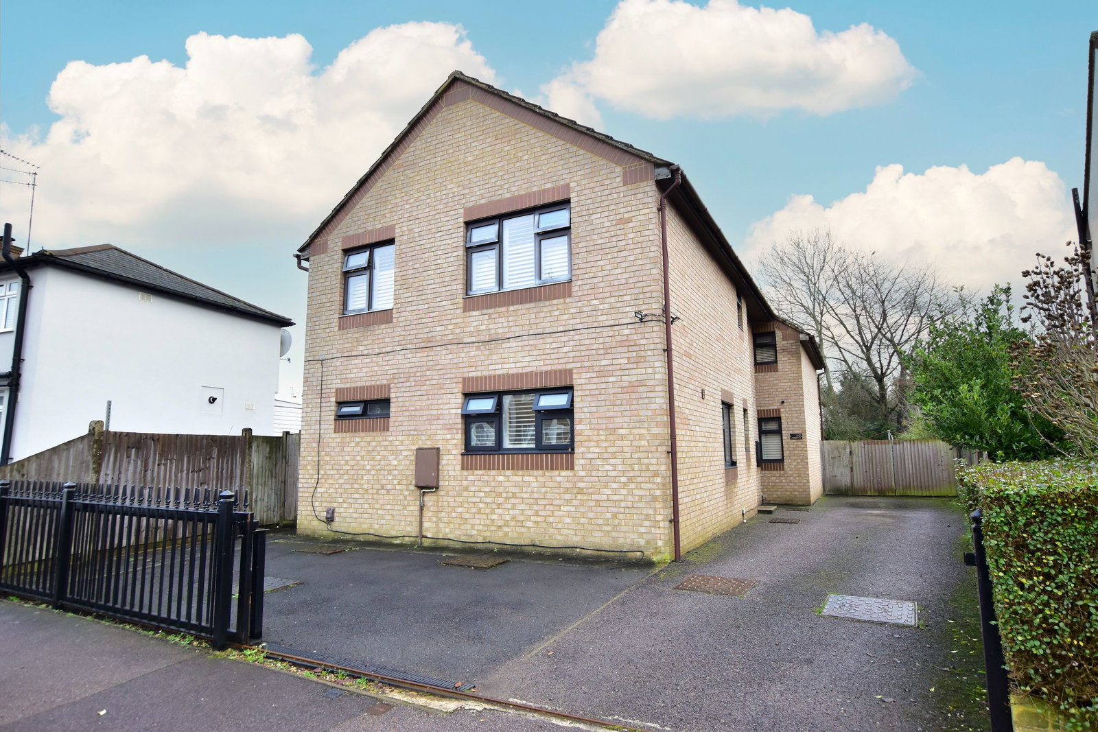 Detached House in Watford