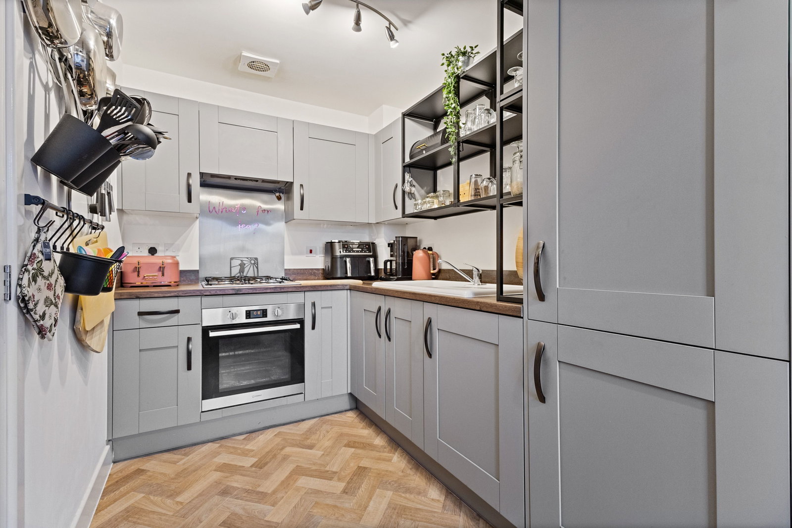 Semi Detached House in Pontefract