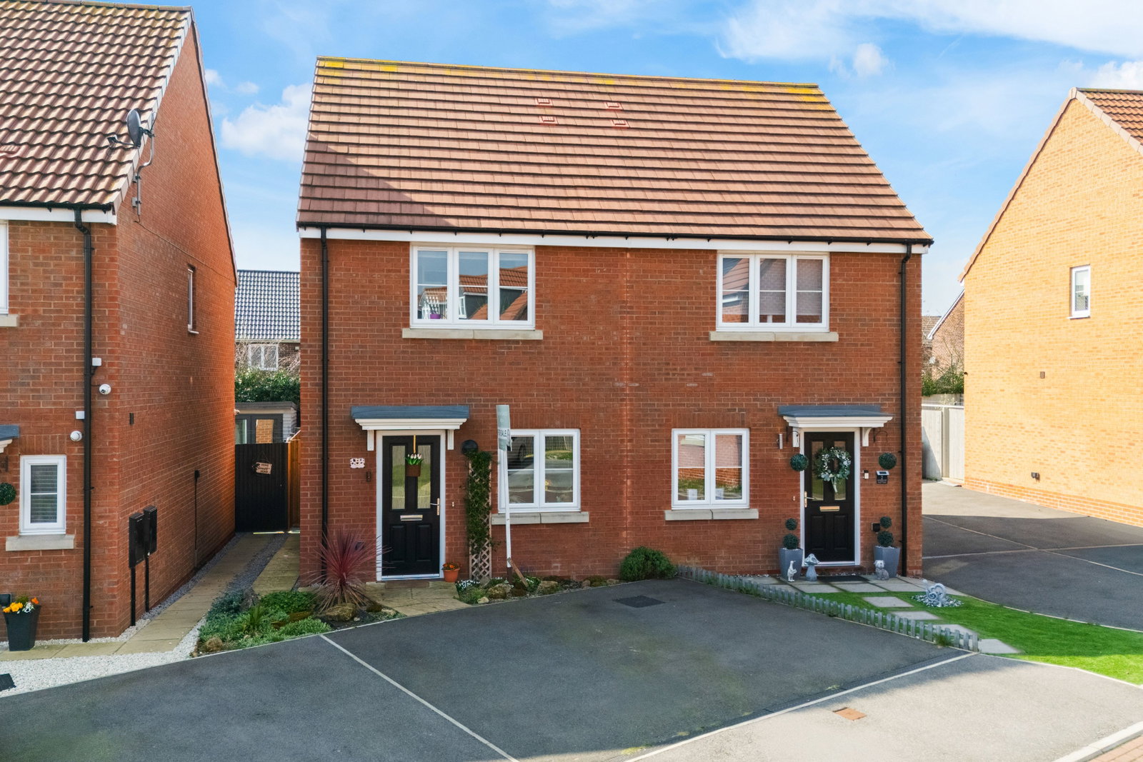 Semi Detached House in Pontefract