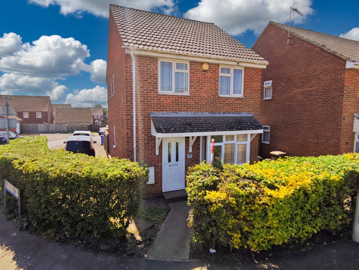 Detached House in Sheerness