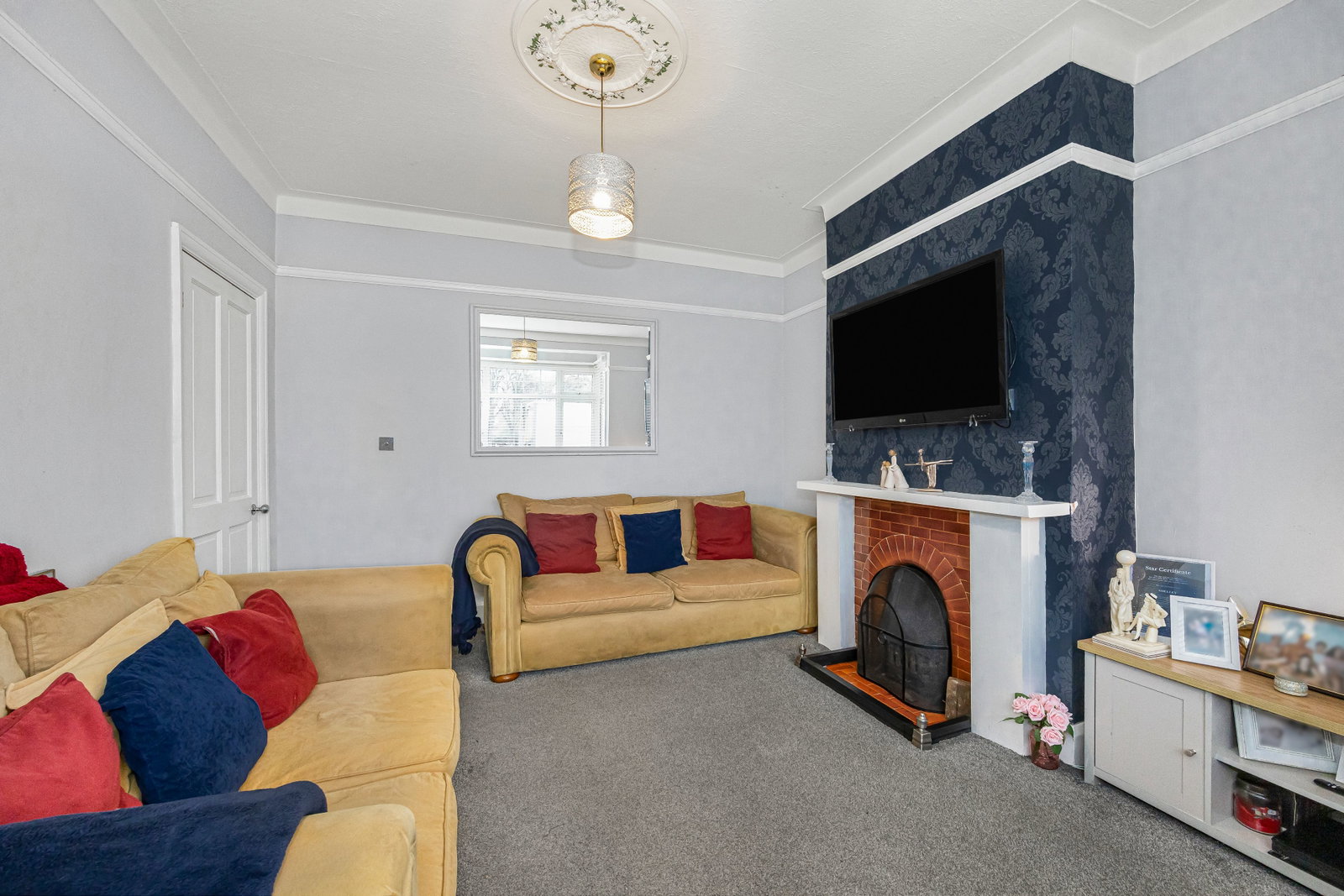 Semi Detached House in Romford