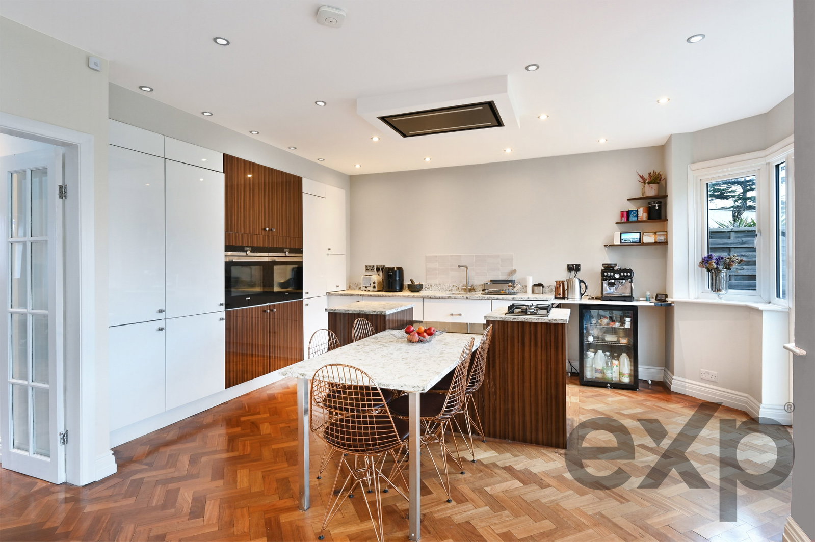 Detached House in New Malden