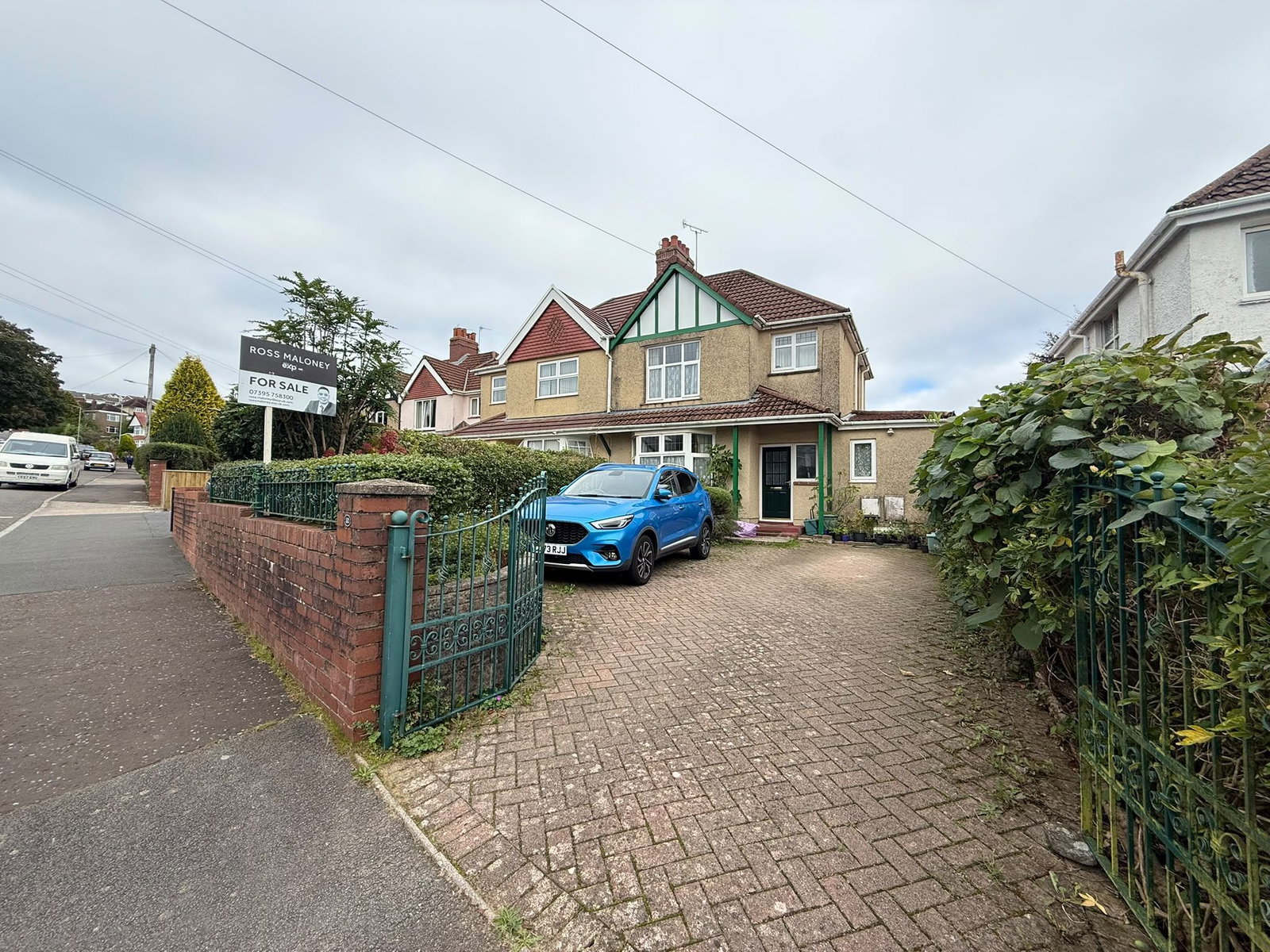 Semi Detached House for sale in Swansea, Goetre Fach Road, Killay, Swansea, SA2 7SQ