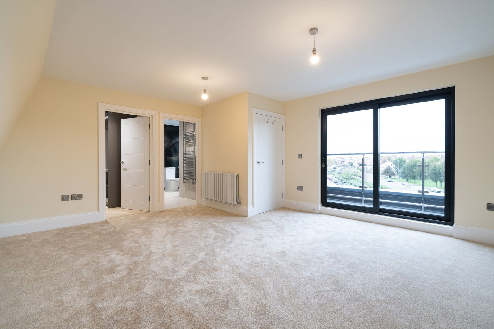 Detached House in Hove