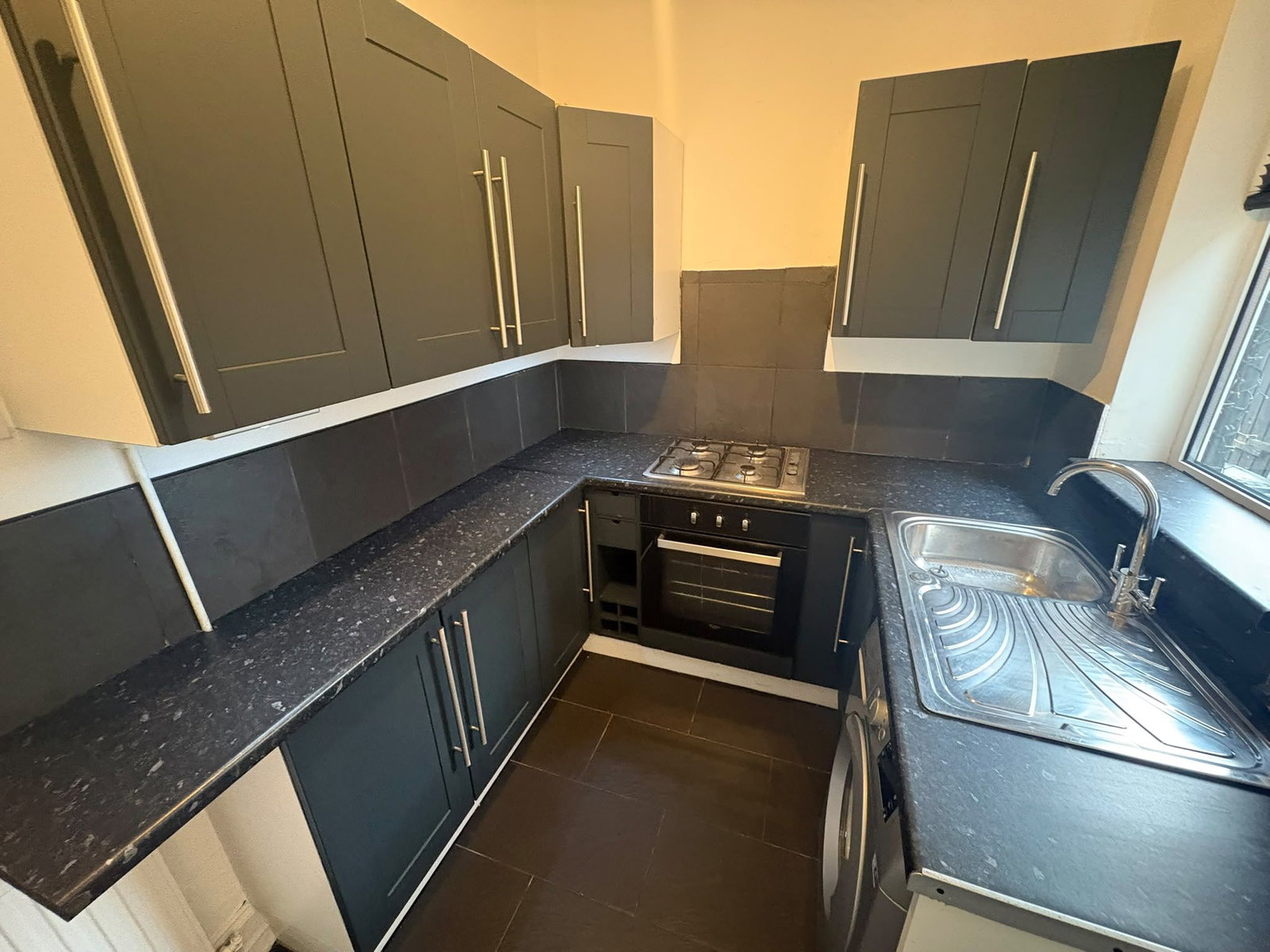 Terraced House for sale in Leicester, Tewkesbury Street, Leicester, LE3 5HQ