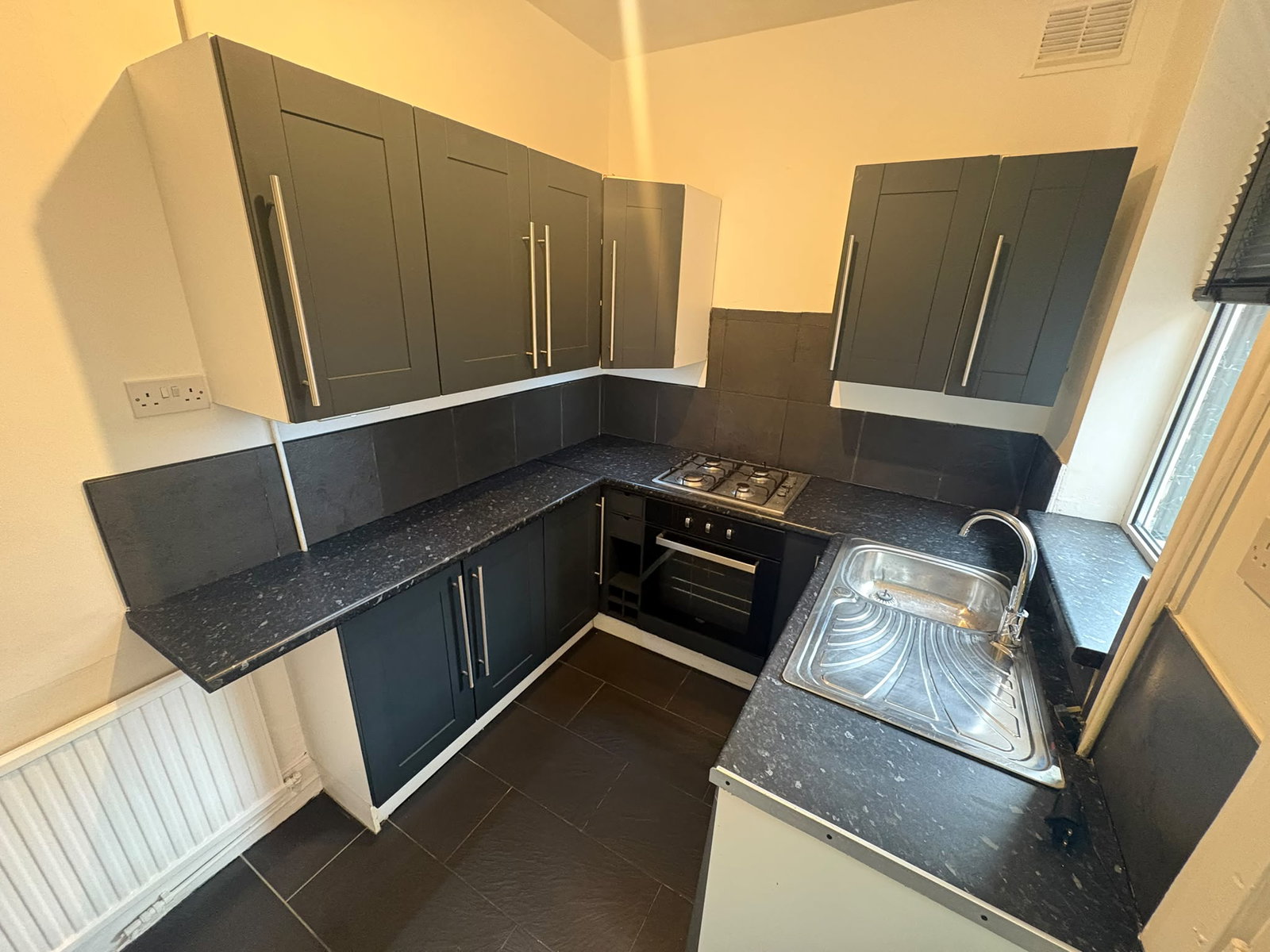 Terraced House for sale in Leicester, Tewkesbury Street, Leicester, LE3 5HQ