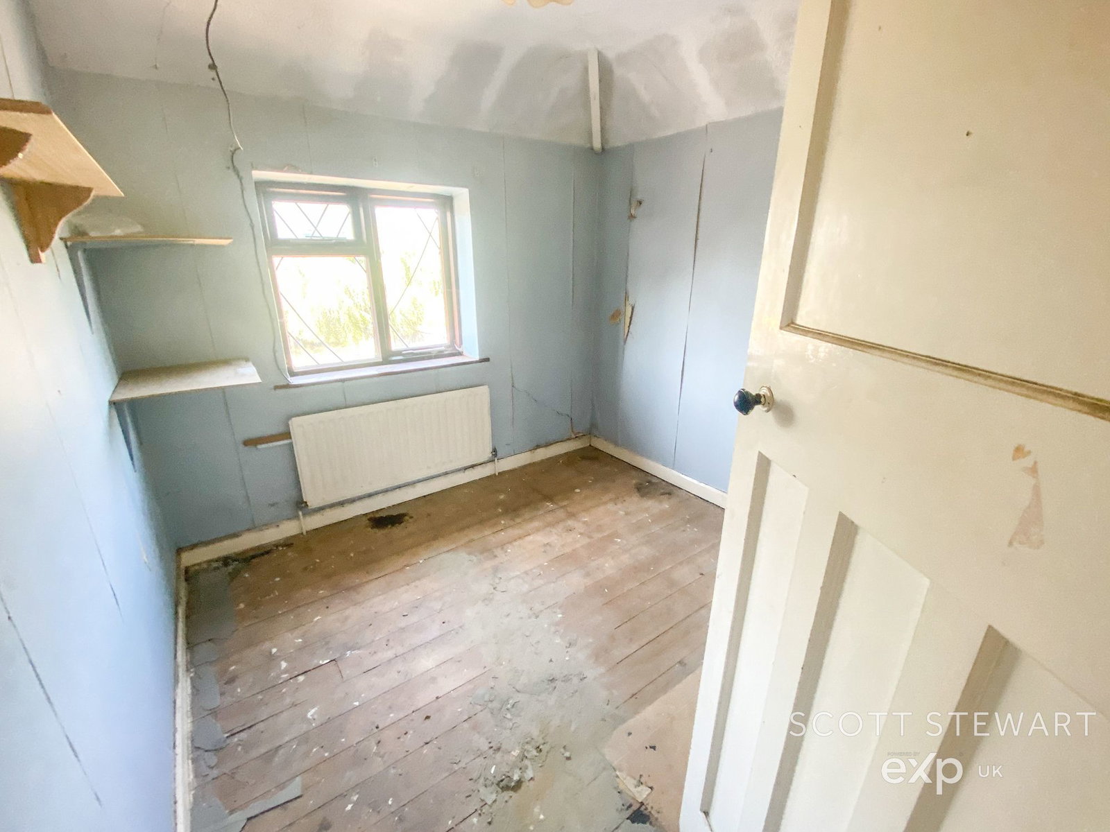 Semi Detached House in Peterborough