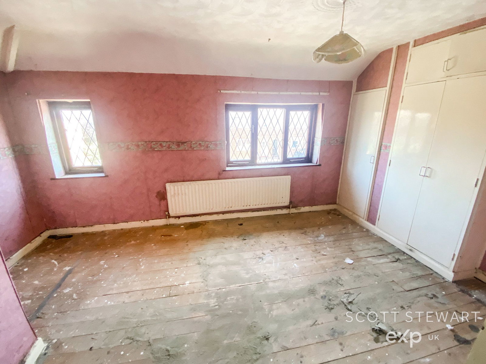 Semi Detached House in Peterborough