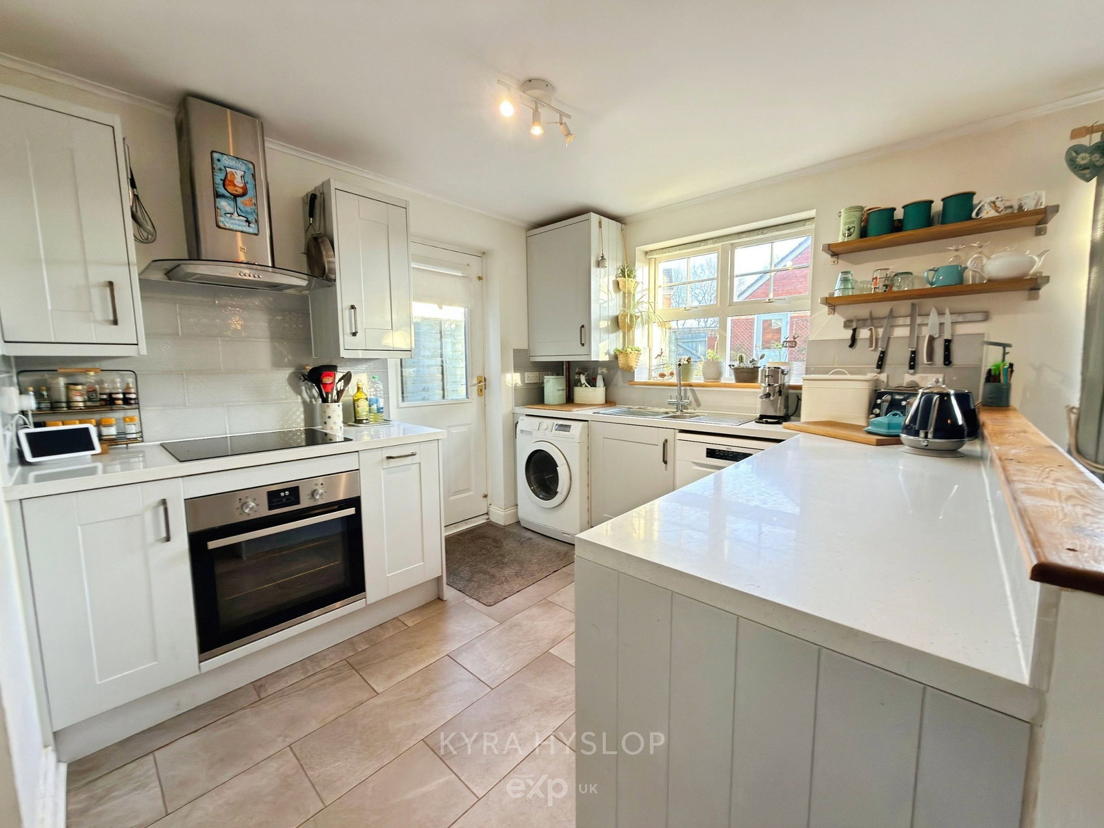 Detached House in Exeter