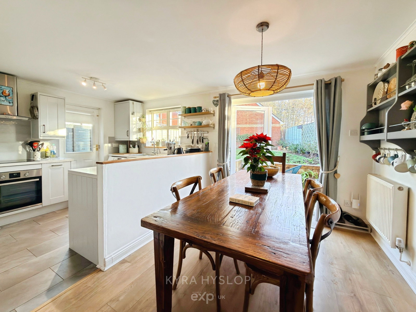 Detached House in Exeter