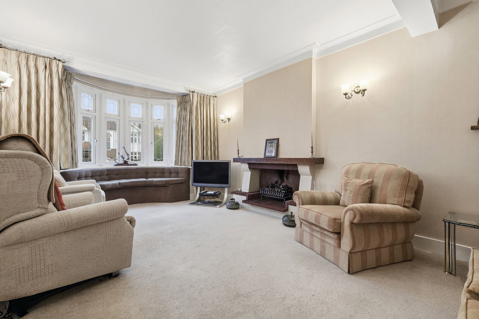 Detached House in Upminster
