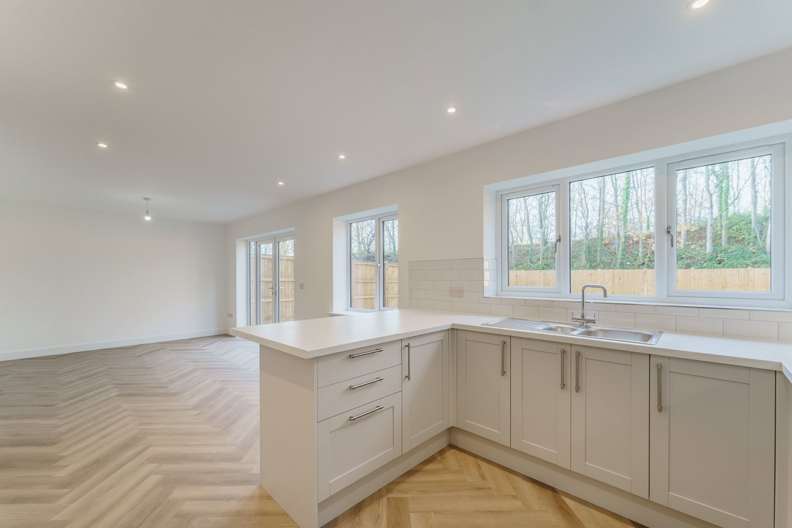 Detached House in Whitley