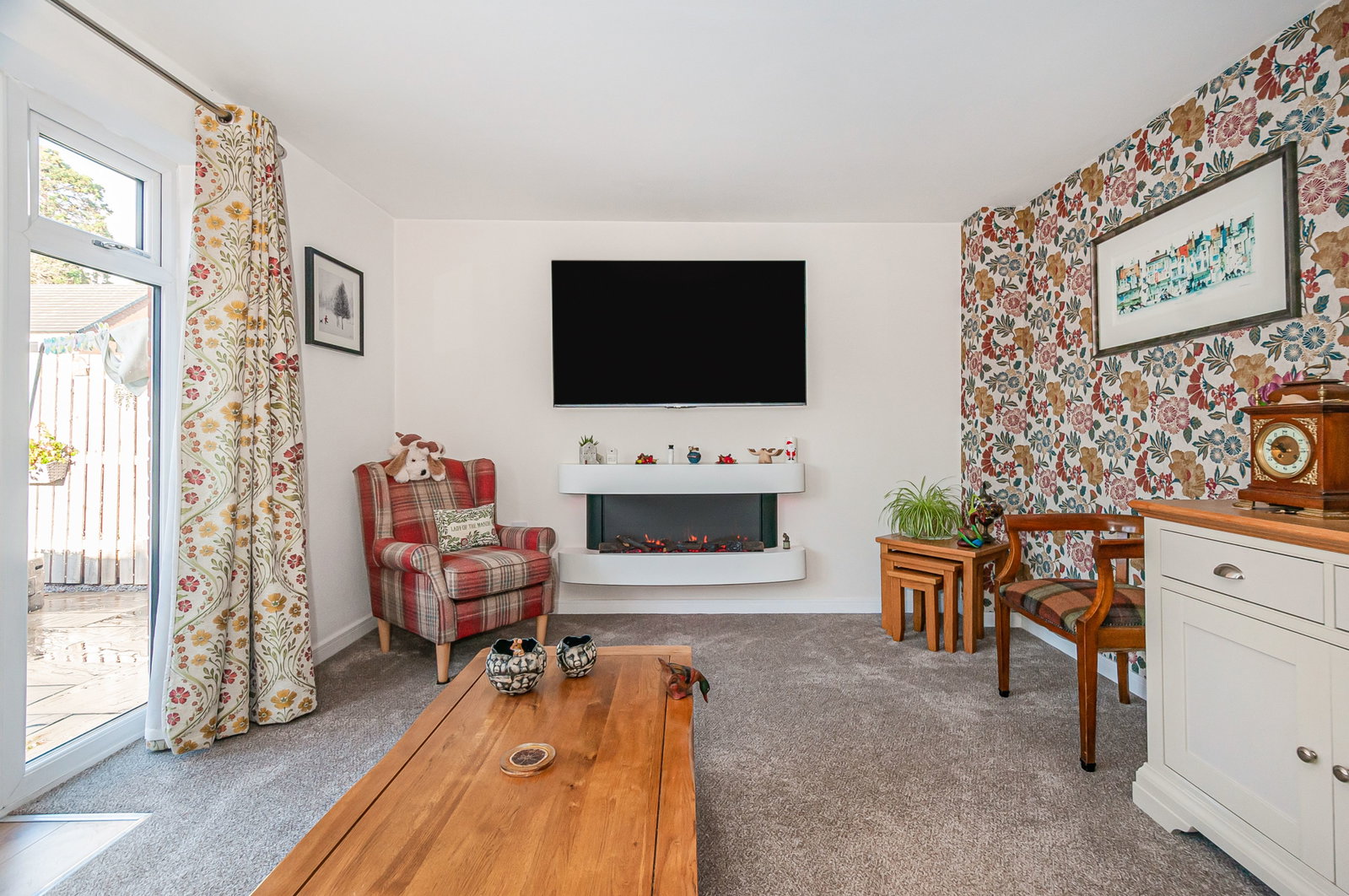 Semi Detached House in Hull
