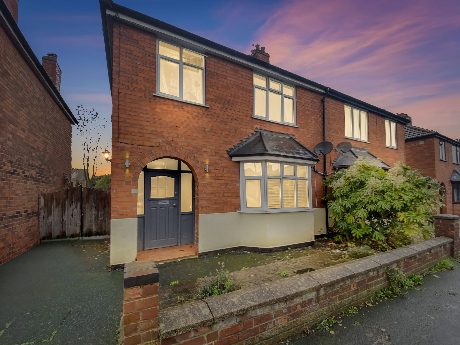 Semi Detached House in Grantham