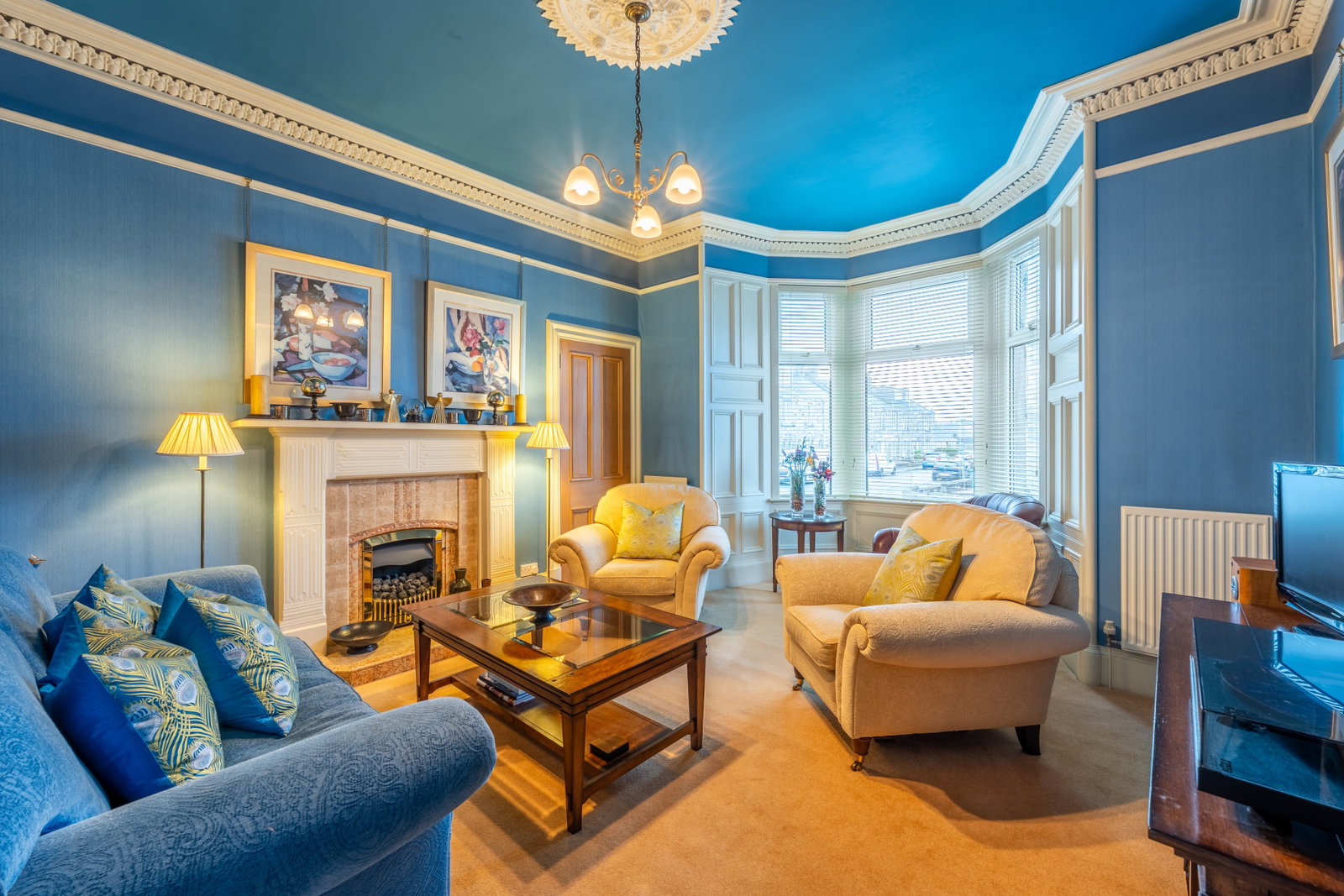 Semi Detached House for sale in Kirkcaldy, Cloanden Place, Kirkcaldy, KY2 5PA