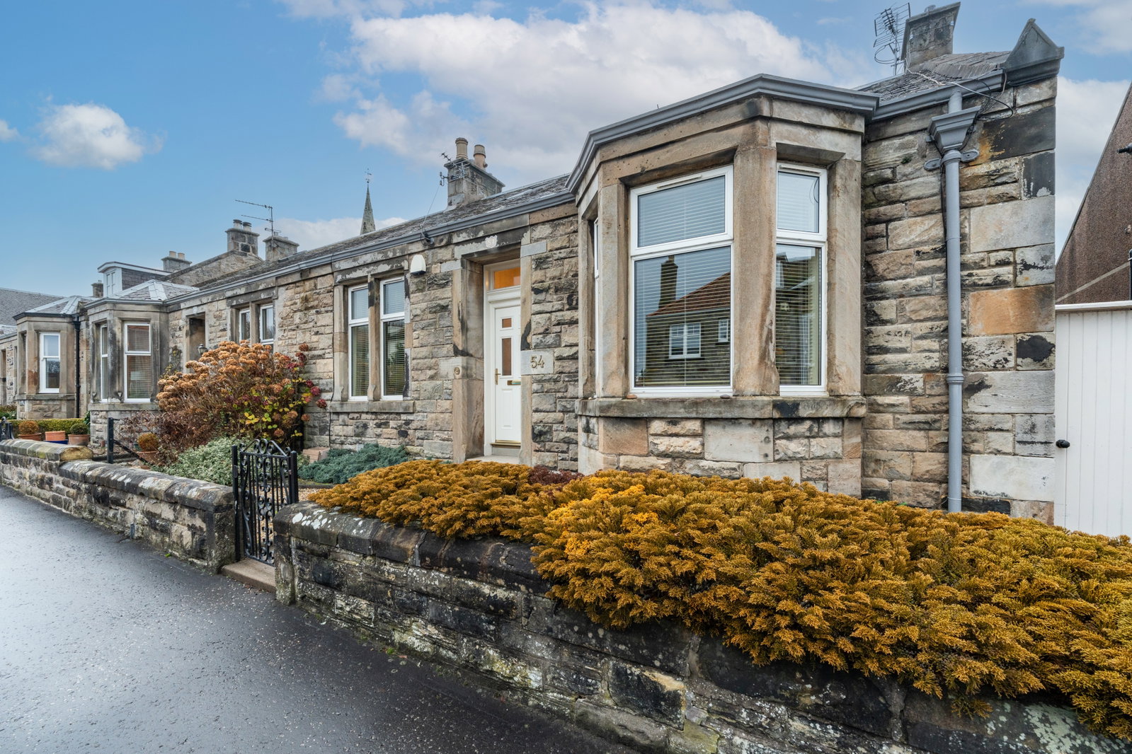 Semi Detached House in Kirkcaldy