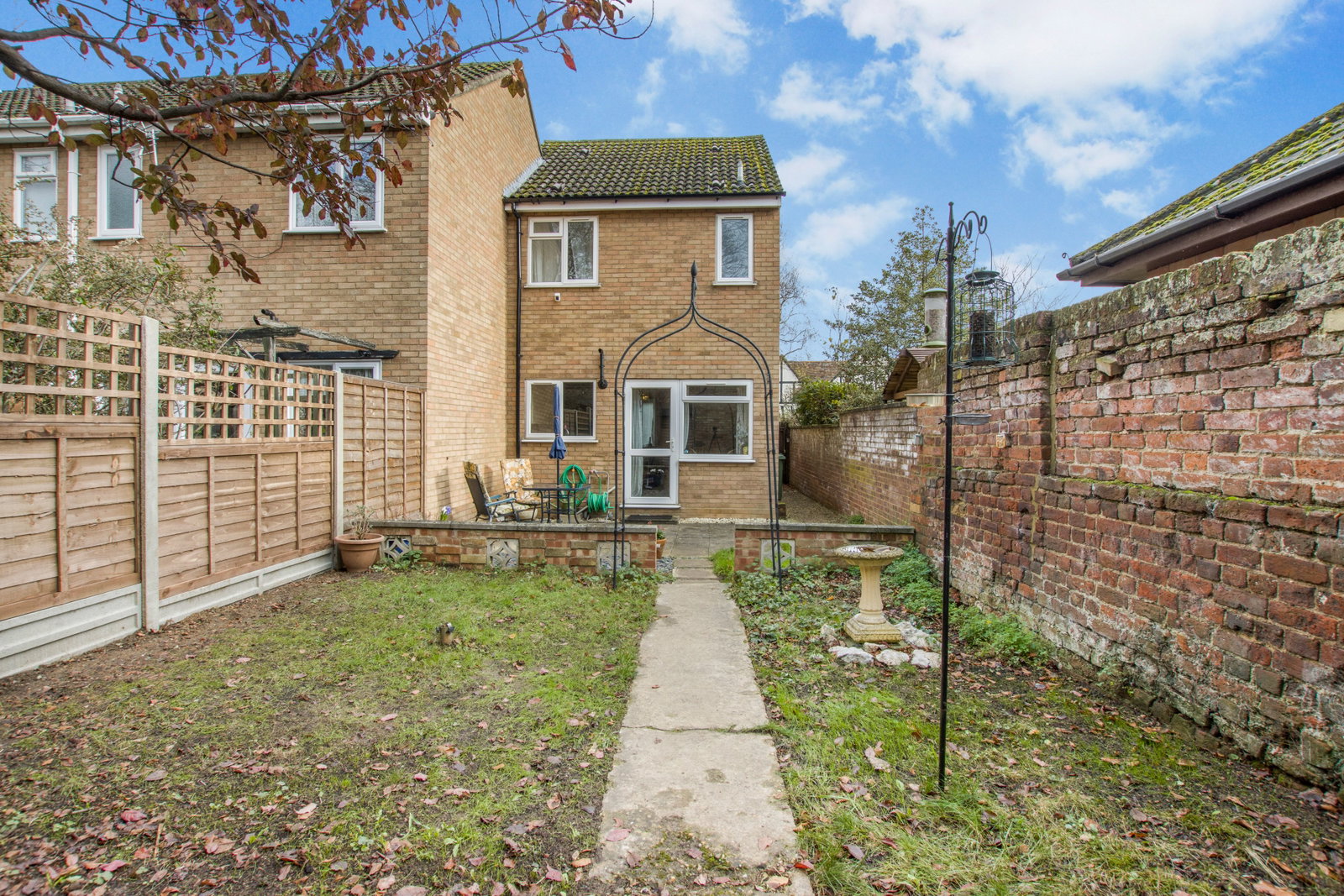 End Of Terrace House in Sandy