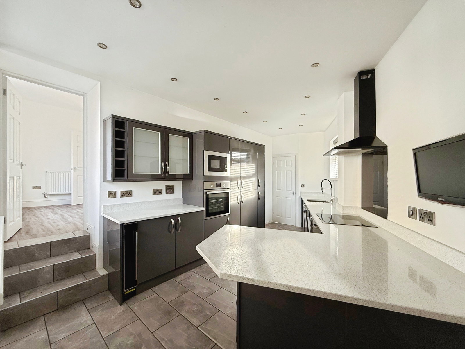 End Of Terrace House in Ammanford