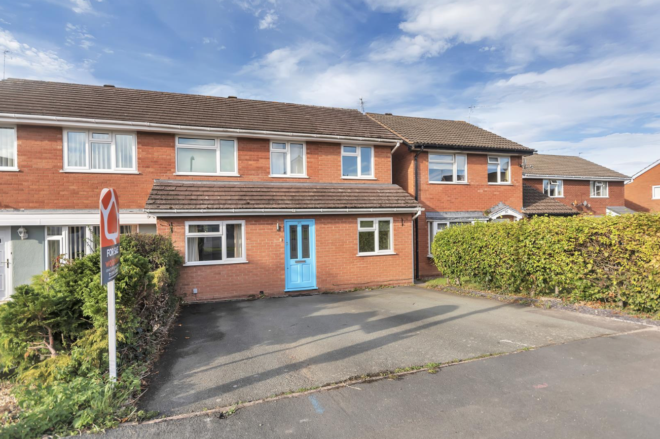 Semi Detached House in Oswestry