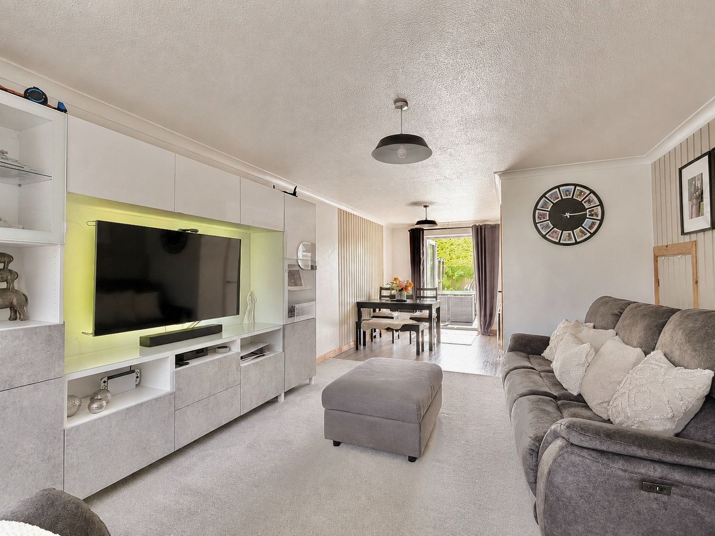 Semi Detached House in Whitfield