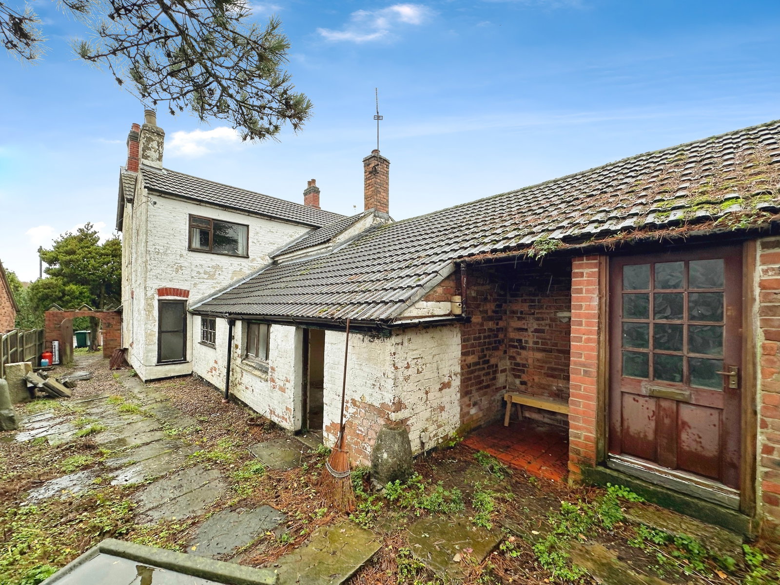 Detached House in Swadlincote